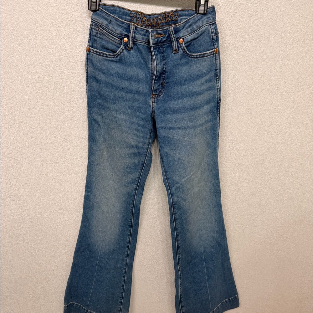 Women’s Wrangler Trouser Boot Jeans 25x32